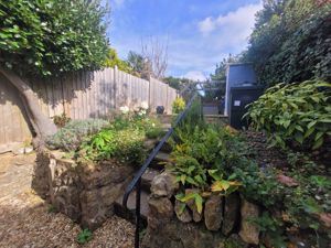 Photo 14- click for photo gallery